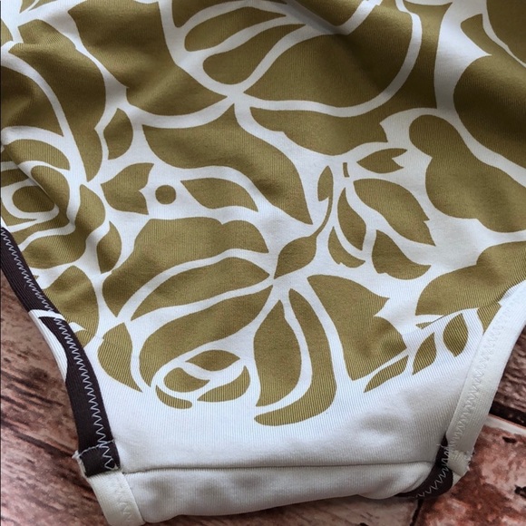 BCBGMaxAzria Bikini Like New Large Halter - Picture 6 of 7